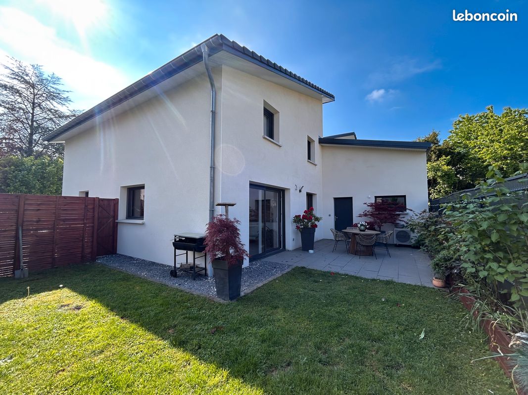 Maison 5 pièces 133 m² · à Valentigney · 133 m² · 262 000 €