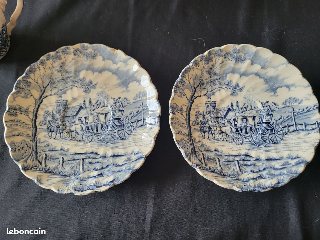 Tasse en porcelaine anglaise (image 2)