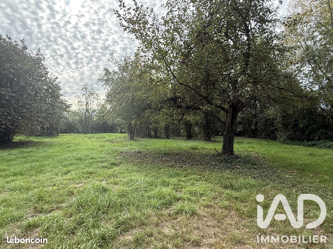 Terrain 1957 m² · à Bouvignies · 1 957 m² · 199 000 €