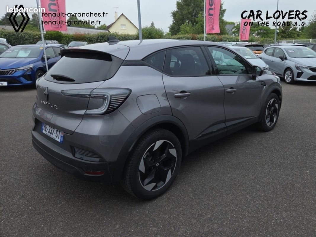 RENAULT Captur TCe 90 ch Techno (image 10)
