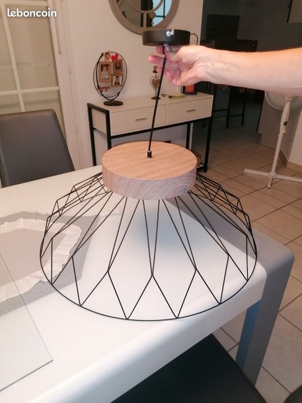 Luminaire (image 1)