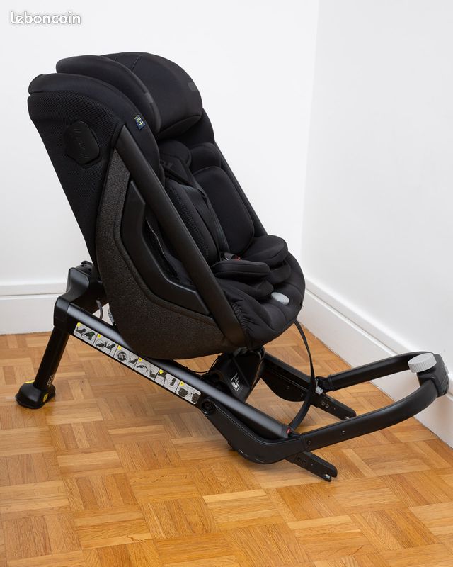 Siège auto AXKID ONE+ 2 i-Size ISOFIX – dos route 40–125 cm – Plus Test (image 2)