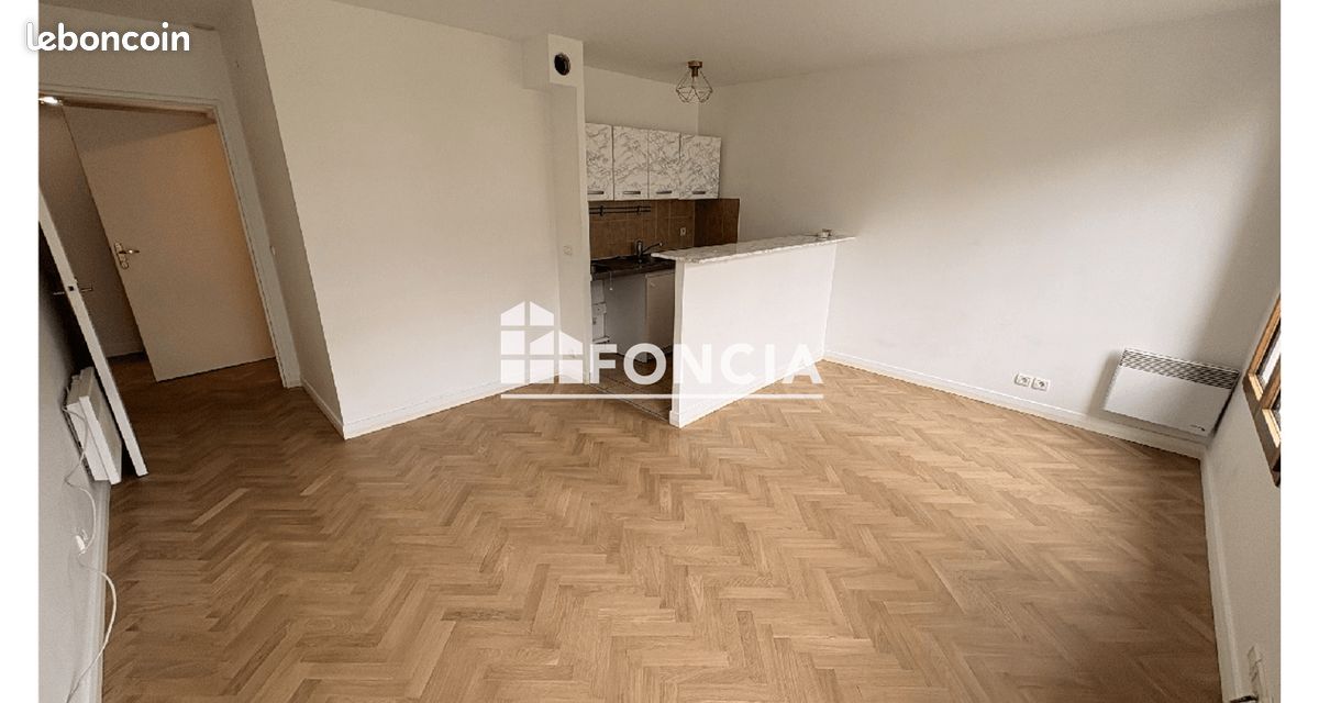 Appartement 1 pièce 30 m² · à Rueil-Malmaison · 30 m² · 738 €