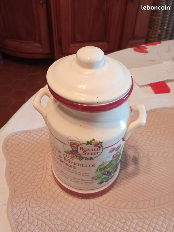 Ancien pot en faïence pour biscuit ou confiserie (image 2)