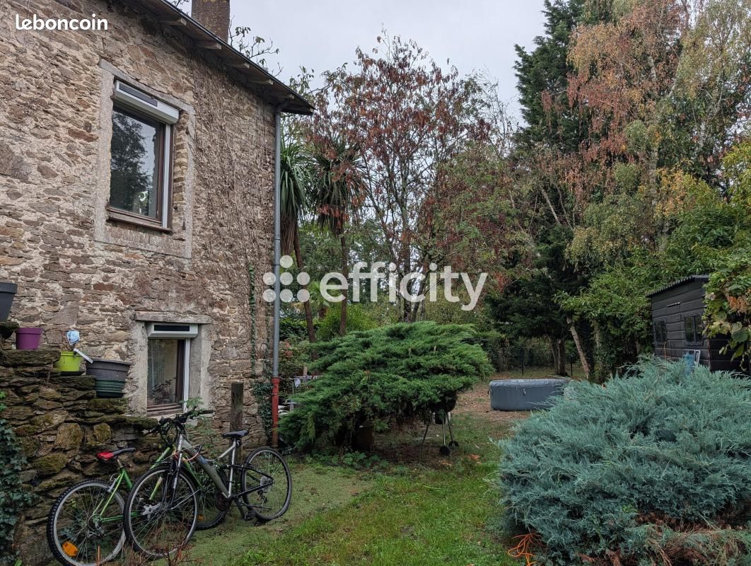 Maison 5 pièces 95 m² · à Ligné · 95 m² · 215 000 €