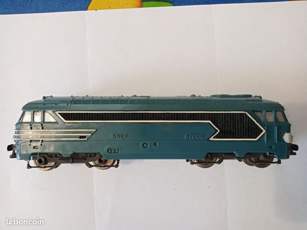 JOUEF HO LOCOMOTIVE diesel SNCF 67001 fonctionne / pas d'éclairage EUR