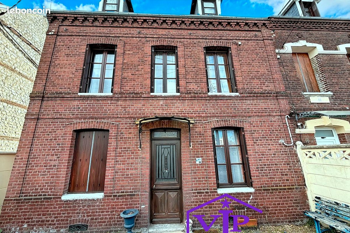 Maison 4 pièces 77 m² · à Le Petit-Quevilly · 77 m² · 144 000 €