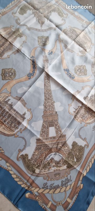 Foulard neuf des monuments de Paris (image 2)