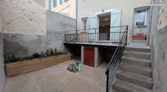 Appartement 2 pièces 50 m² · à Gémenos · 50 m² · 1 000 €/mois
