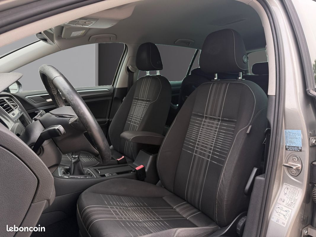 VOLKSWAGEN GOLF 7 2.0 TDI 150 ch LOUNGE Caméra Attelage Régul Adaptatif Garantie 12 mois (image 9)