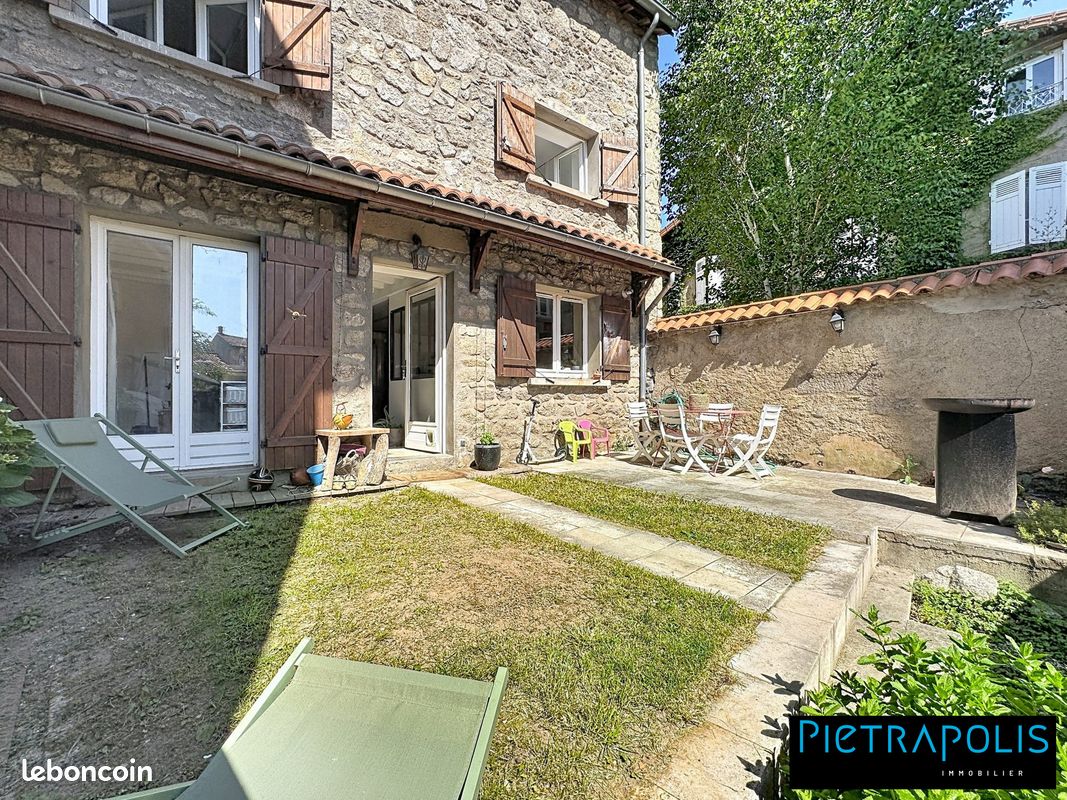 Maison 6 pièces 175 m² · à Soucieu-en-Jarrest · 175 m² · 375 000 €