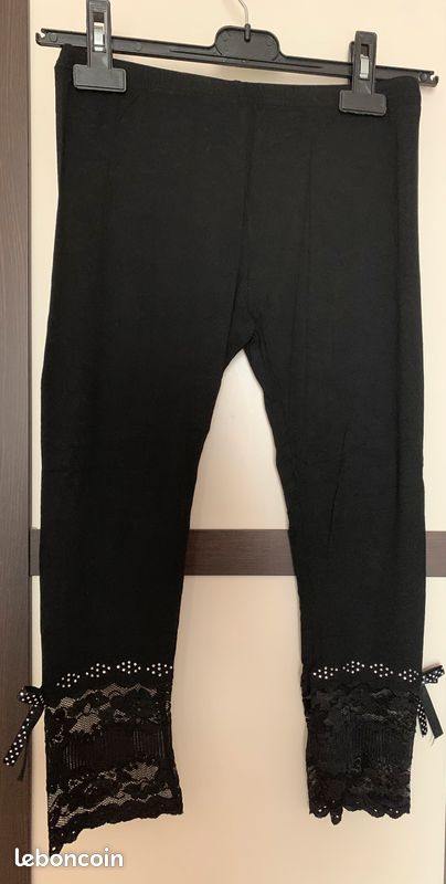 Legging court très féminin Taille : 36/38 (image 1)