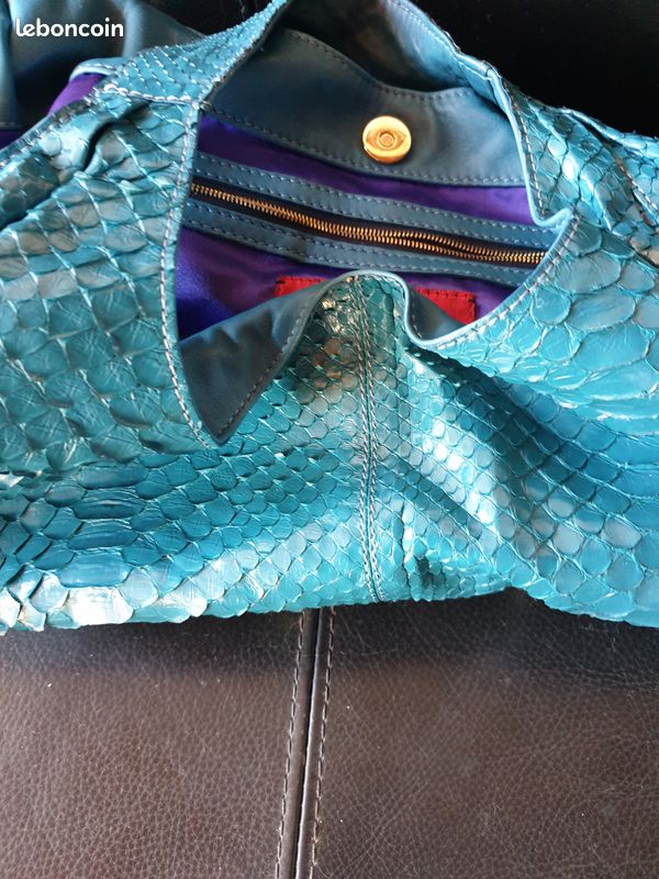 Vend sac Valentino serpent d'eau douce excellent état