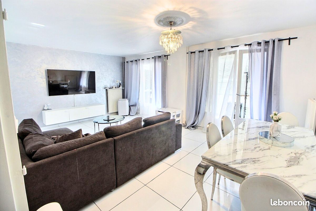 Appartement 3 pièces 70 m² · à Vénissieux · 70 m² · 139 000 €