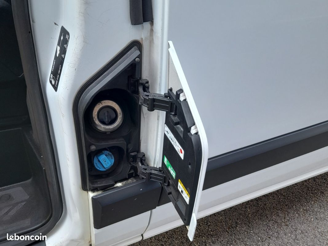 Ford transit custom cabine approfondie 6 places l2h1 130cv trend business prix 19000 euros ht (image 21)