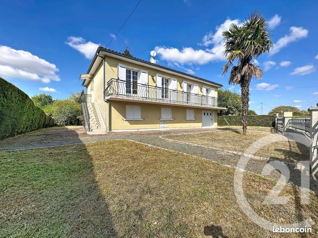 Maison 5 pièces 108 m² · à Razac-sur-l'Isle · 108 m² · 193 500 €