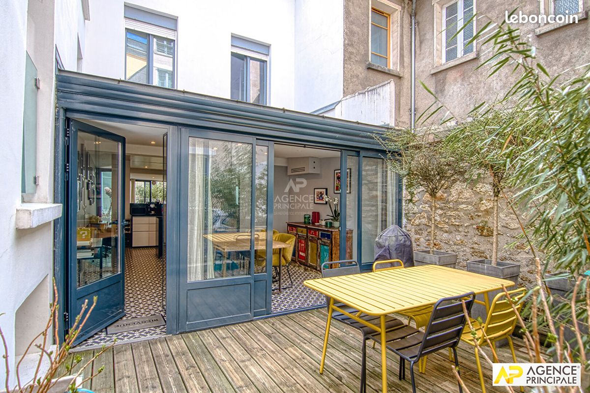 Appartement 6 pièces 118 m² · à Versailles · 118 m² · 995 000 €