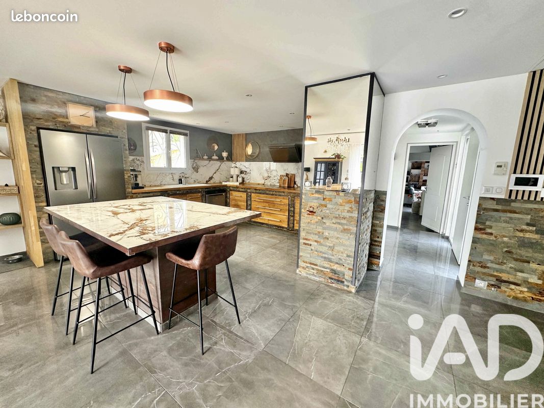 Maison 4 pièces 145 m² · à Fréjus · 145 m² · 779 000 €