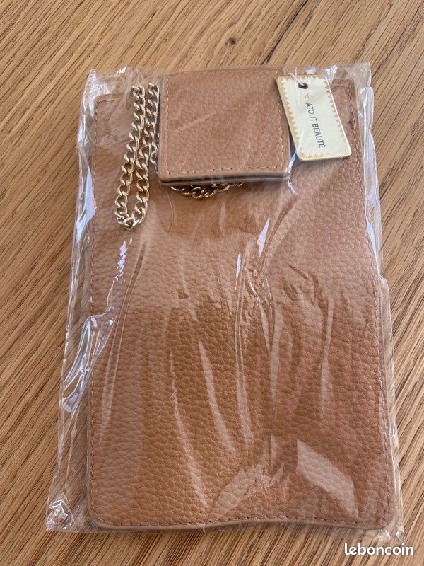 ÉTUI TÉLÉPHONE à BANDOULIÈRE NEUF COULEUR CAMEL (image 1)