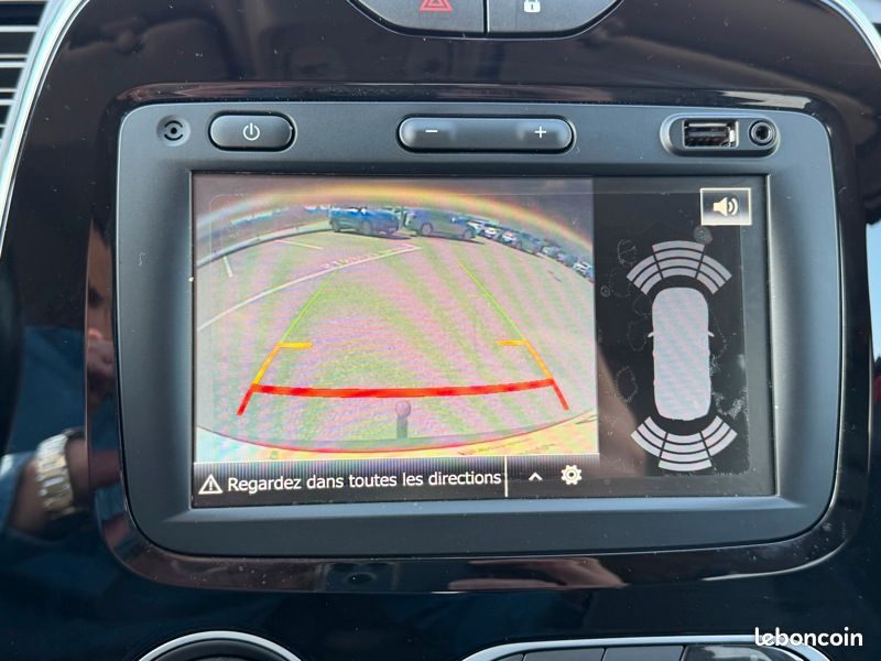 Renault Captur 1.3 TCe 150 Intens Leds GPS Caméra Bluetooth Régul (image 21)