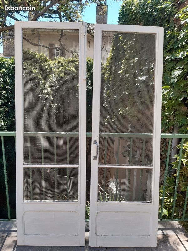 Lot de 2 portes battantes avec moustiquaire intégrée (image 1)