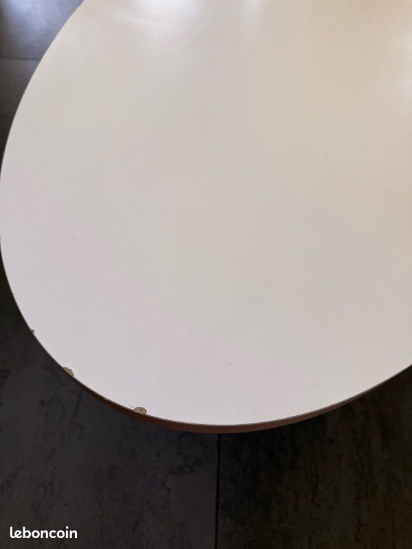 Table basse ovale (image 2)