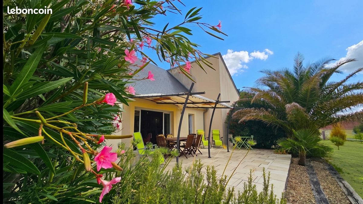 Maison 6 pièces 136 m² · à Yzeures-sur-Creuse · 136 m² · 245 000 €