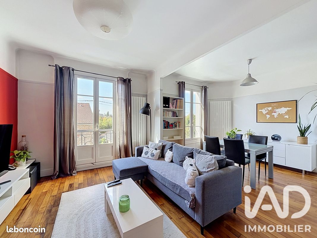 Appartement 3 pièces 69 m² · à Le Mesnil-le-Roi · 69 m² · 325 000 €
