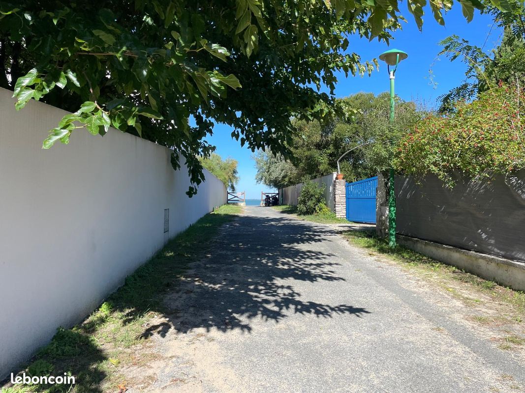 A 50 m de la mer - Gîte privatif 8 couchages - Plages, Commerces et Activités à pied (image 19)