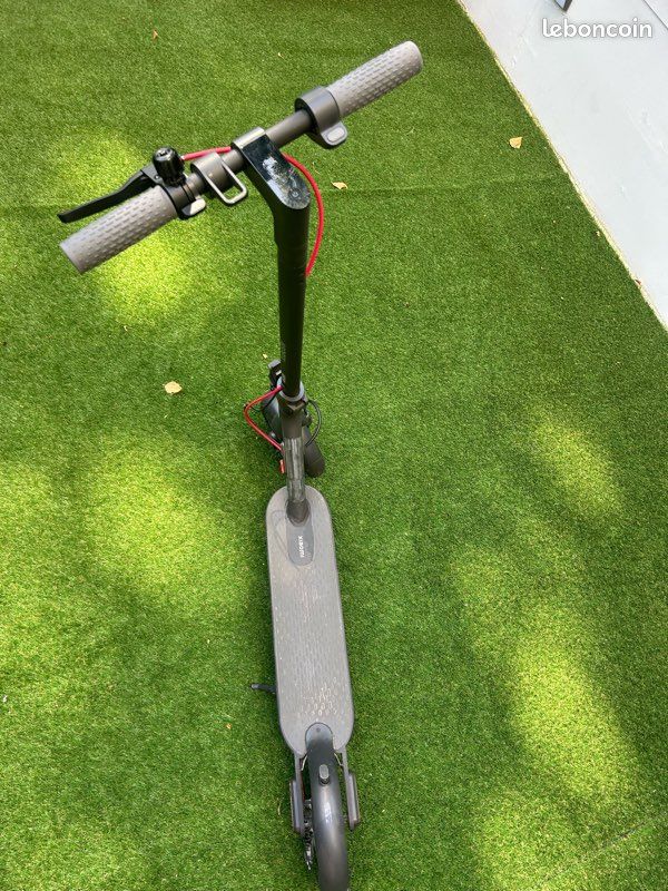 Trottinette Xiaomi (image 2)