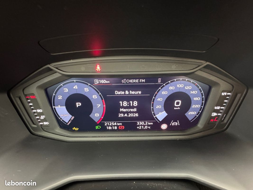 AUDI A1 Sportback 30 TFSI 116 ch S tronic 7 Design + camera + clé confort (image 16)