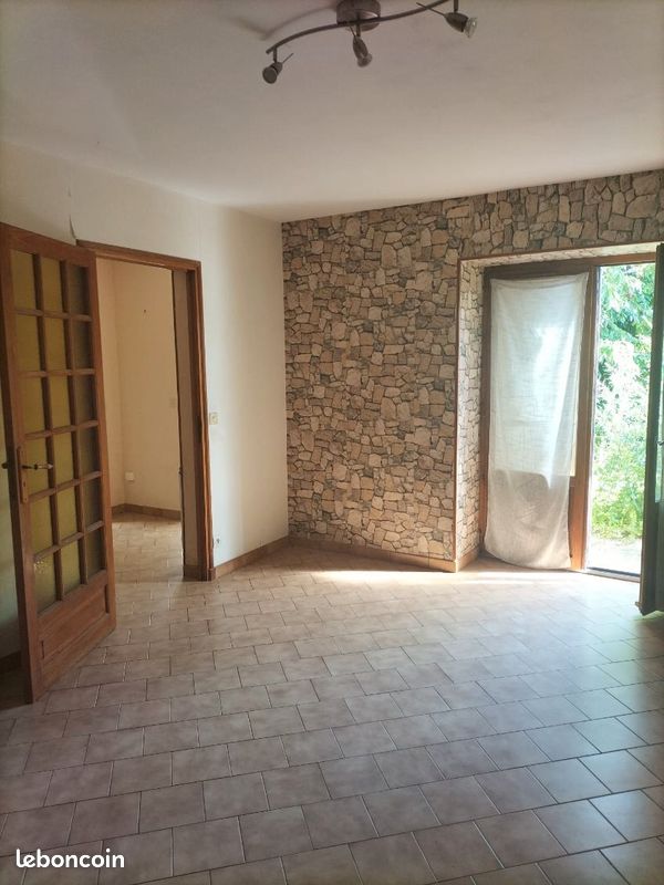 Maison 5 pièces 90 m² · à Fleurville · 90 m² · 690 €/mois