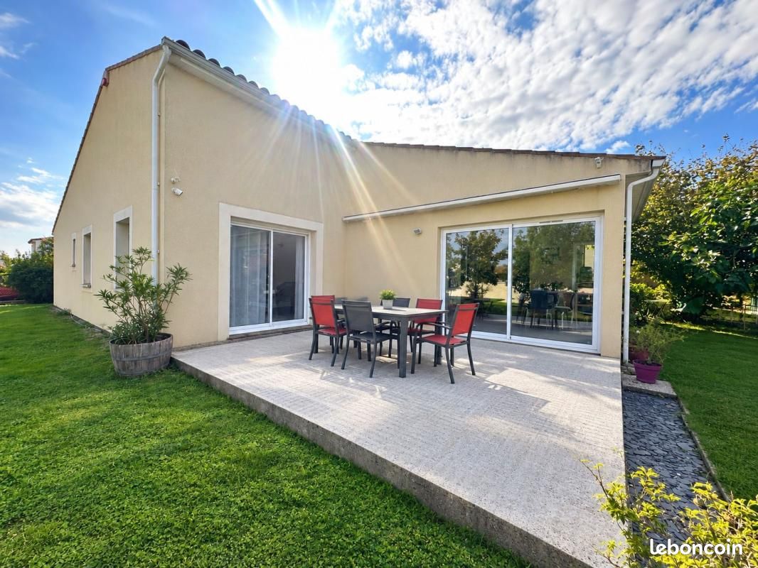 Maison 4 pièces 113 m² · à Saintes · 113 m² · 299 500 €