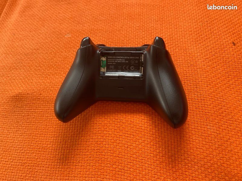 RARE MANETTE XBOX EDITION LIMITEE FORZA HORIZON 5 NEUVE (jamais ouverte