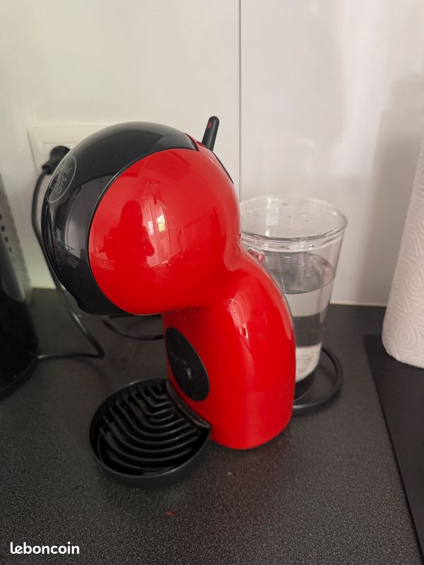 Cafetière à dosette Dolce Gusto Piccolo XS rouge et noire KRUPS (image 2)