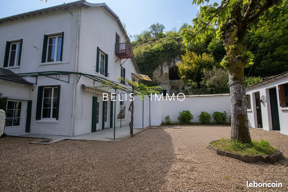 Maison 6 pièces 127 m² · à Montlouis-sur-Loire · 127 m² · 273 000 €