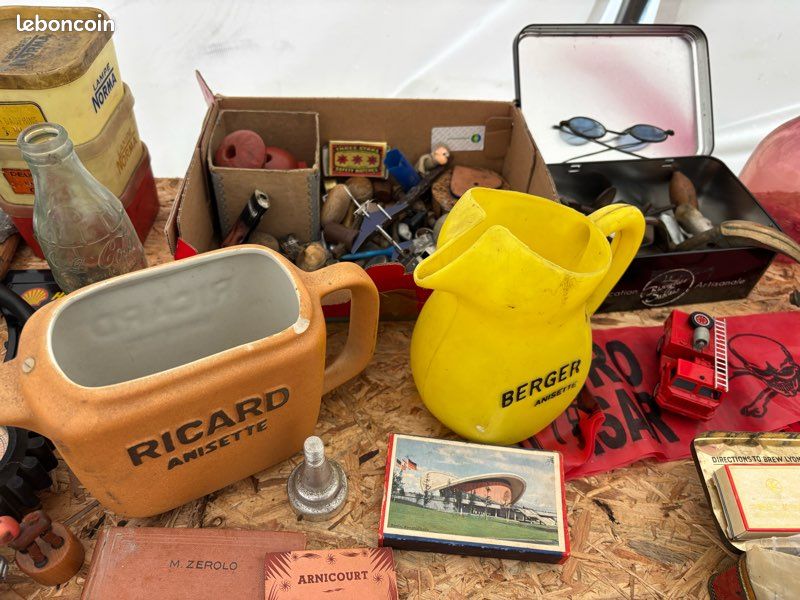 Lot bidons huile anciens deco garage - Collection