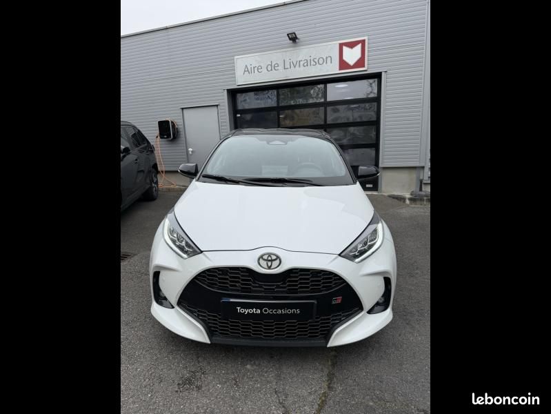 Toyota Yaris 130h GR Sport 5p MC24 (image 1)