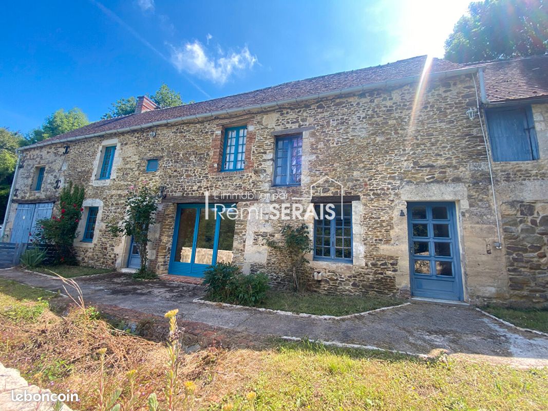 Maison 5 pièces 152 m² · à Vignats · 152 m² · 102 600 €