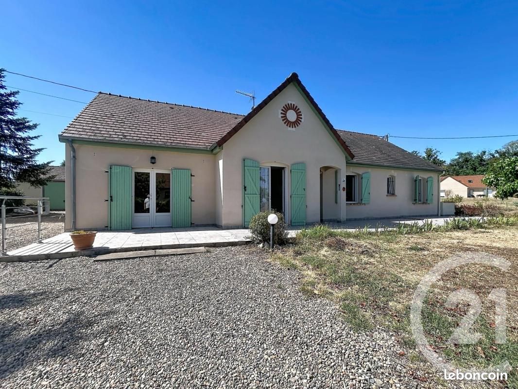 Maison 5 pièces 163 m² · à Châtel-de-Neuvre · 163 m² · 204 000 €