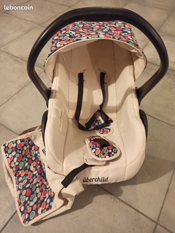 Coque bébé Uberchild + sacoche pour les affaires du bébé (image 2)