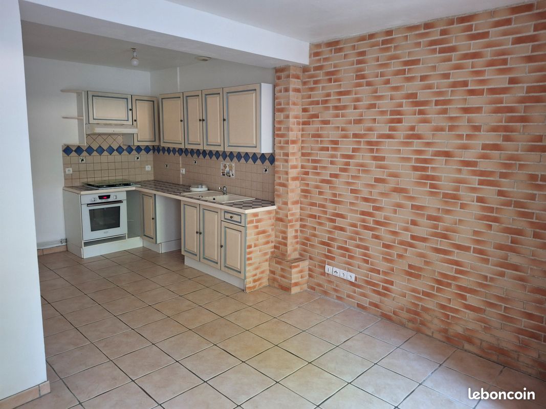 Appartement a louer chalons-en-champagne - 3 pièce(s) - 62 m2 - Surfyn