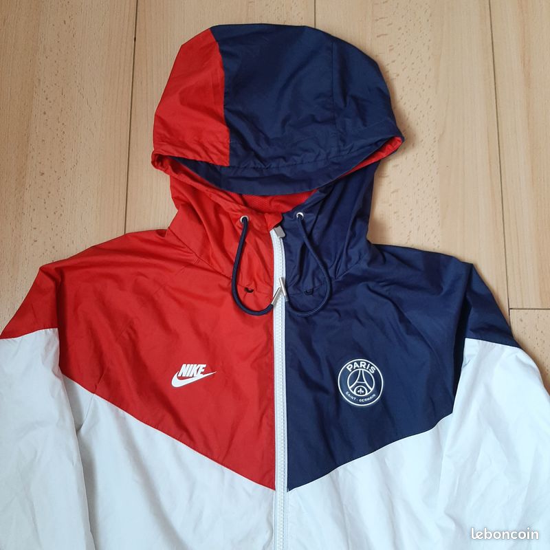 Veste/ Imperméable Nike PSG taille M (image 2)