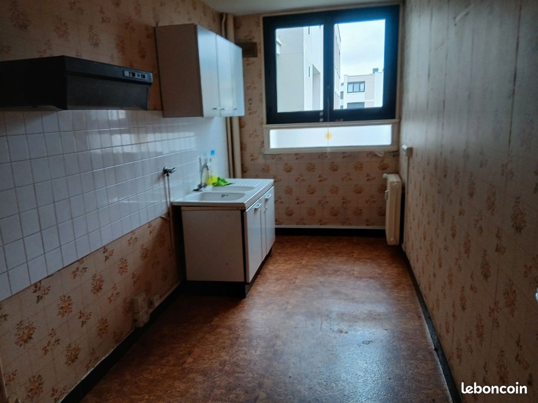 Appartement 4 pièces 80 m² · à Nevers · 80 m² · 65 000 €