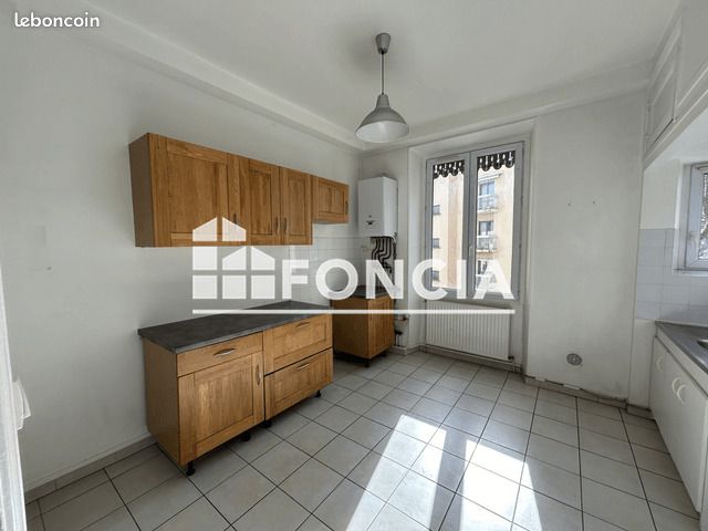 Appartement 2 pièces 42 m² · à Grenoble · 42 m² · 612 €