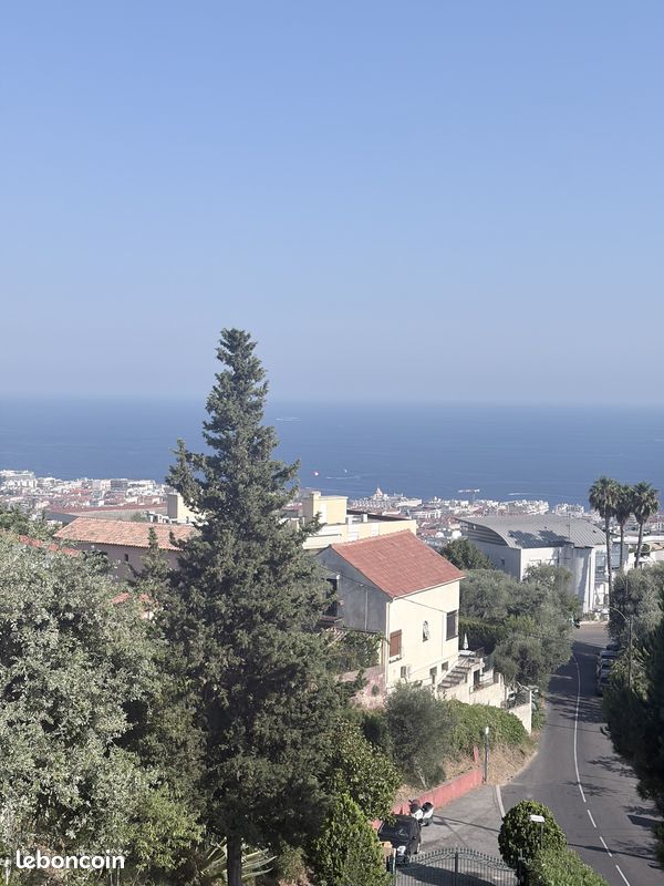 Appartement 3 pièces 79 m² · à Nice · 79 m² · 1 585 €