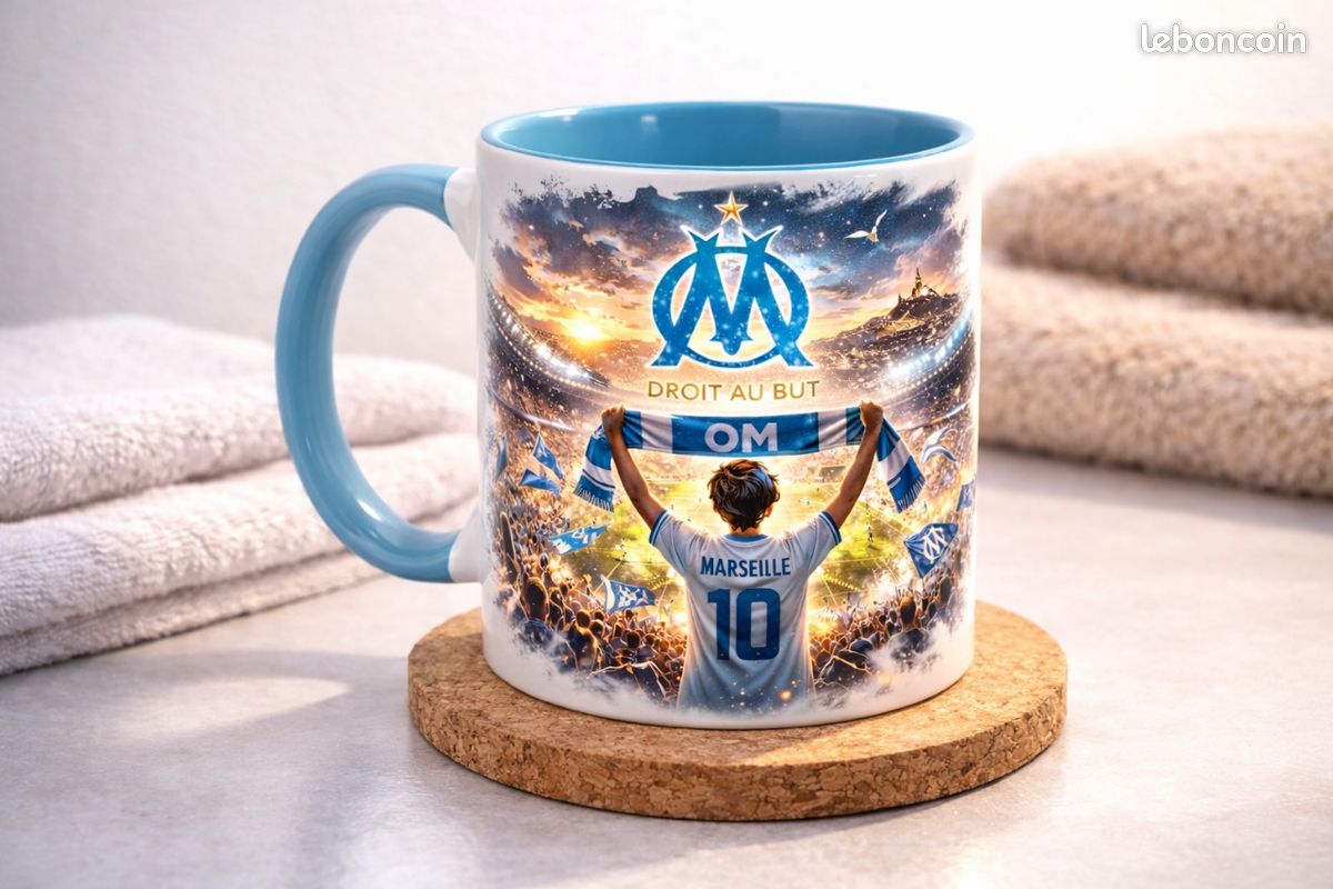 Mug Personnalisé Stade De L'OM - Céramique Avec Motif - Neuf - Fait Main En France