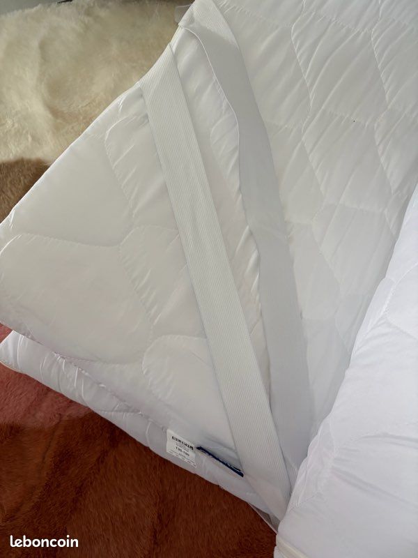 Surmatelas Imperméable Pour Table De Massage 183x73 Cm - Housse Pour Repose-visage Incluse, Blanc, Lavable Machine