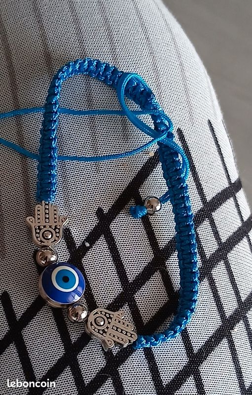Un Bracelet Porte- Bonheur (image 9)
