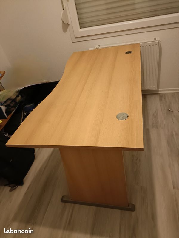 Bureau (image 3)